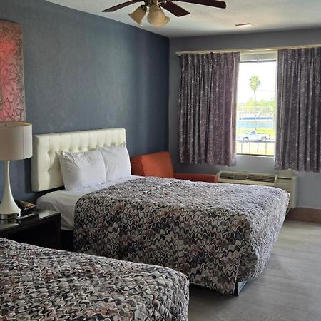 Deluxe Inn Airport McAllen Eksteriør billede